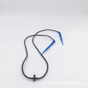 作物的“专属输液器”：滴箭式滴灌如何实现水肥精准投喂